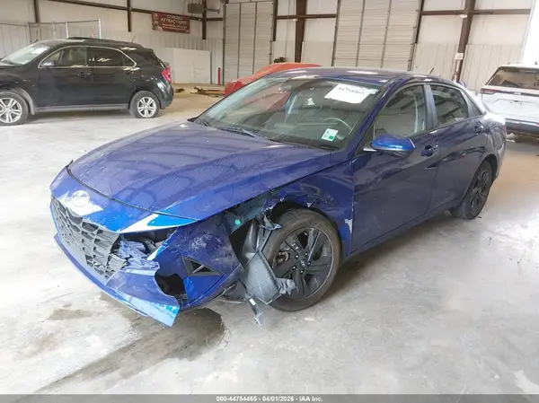 KMHLS4AG5NU266927 2022 HYUNDAI ELANTRA - Image 2