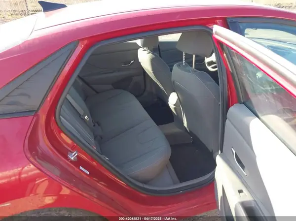 KMHLS4AG5NU288782 2022 HYUNDAI ELANTRA - Image 8