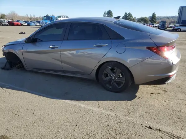 KMHLS4AG5NU311249 2022 HYUNDAI ELANTRA - Image 2