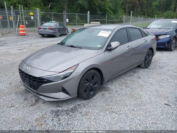KMHLS4AG5NU336409 2022 HYUNDAI ELANTRA - Image 2
