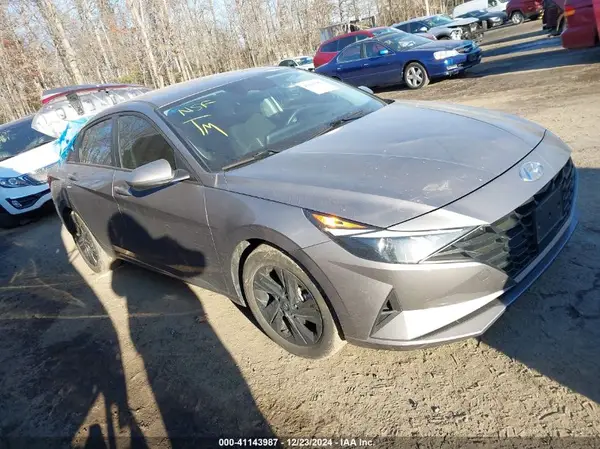 KMHLS4AG5NU347541 2022 HYUNDAI ELANTRA - Image 1
