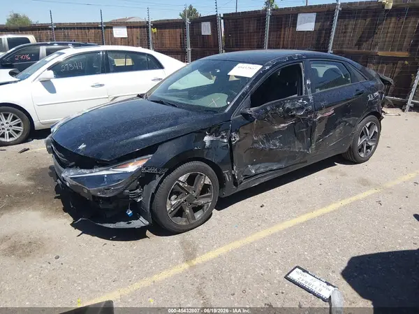 KMHLS4AG5PU383409 2023 HYUNDAI ELANTRA - Image 2