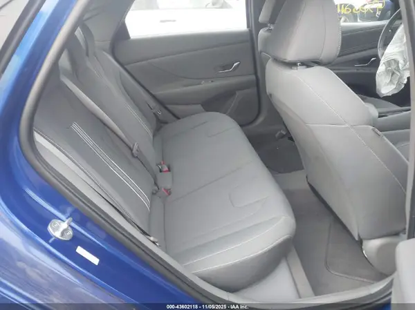 KMHLS4AG5PU402721 2023 HYUNDAI ELANTRA - Image 8