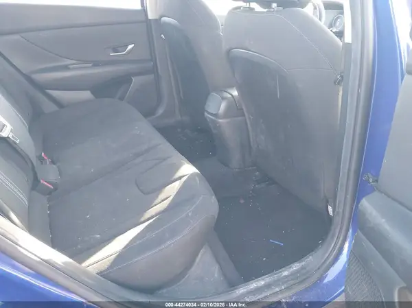 KMHLS4AG5PU409572 2023 HYUNDAI ELANTRA - Image 8
