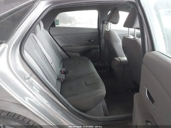 KMHLS4AG5PU410978 2023 HYUNDAI ELANTRA - Image 8