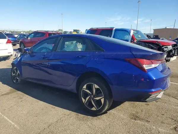 KMHLS4AG5PU417168 2023 HYUNDAI ELANTRA - Image 2