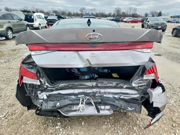 2023 HYUNDAI ELANTRA COPART lot 46468526 auction photo 6
