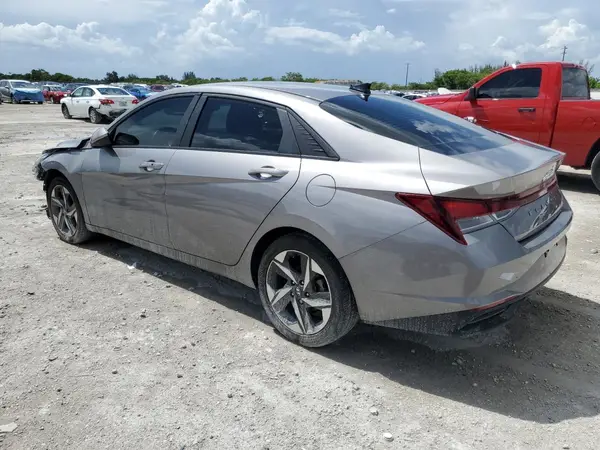KMHLS4AG5PU421933 2023 HYUNDAI ELANTRA - Image 2