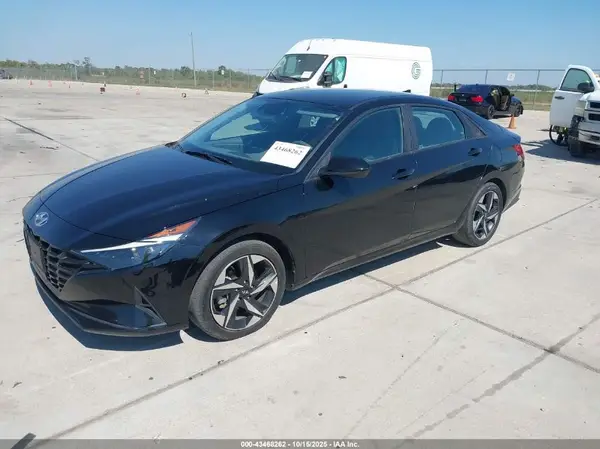 KMHLS4AG5PU433869 2023 HYUNDAI ELANTRA - Image 2