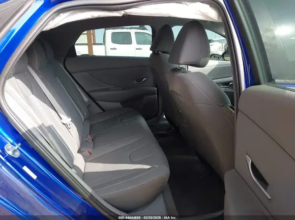 KMHLS4AG5PU436304 2023 HYUNDAI ELANTRA - Image 8