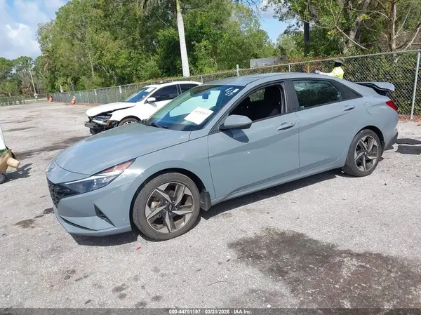 KMHLS4AG5PU441101 2023 HYUNDAI ELANTRA - Image 2