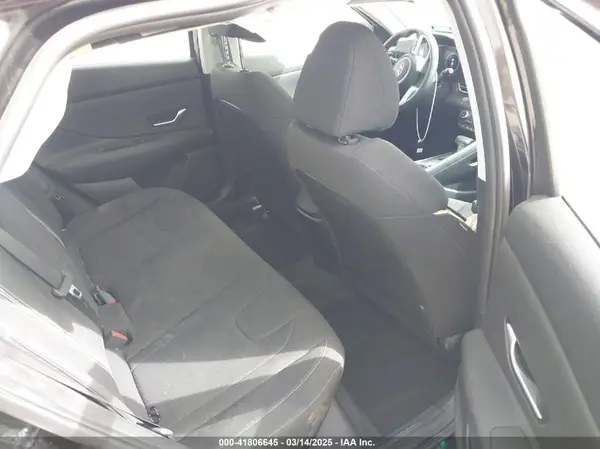 KMHLS4AG5PU442068 2023 HYUNDAI ELANTRA - Image 8