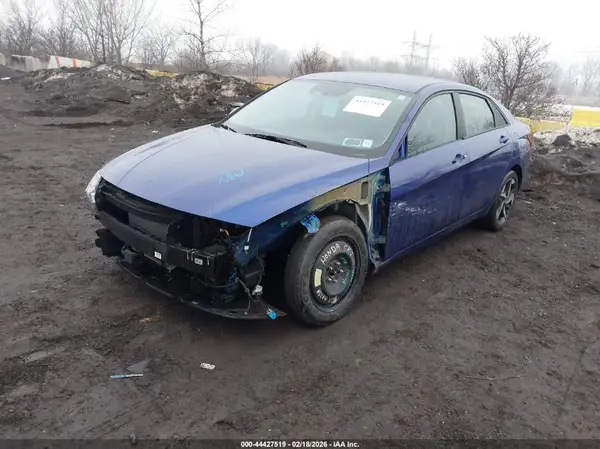 KMHLS4AG5PU442667 2023 HYUNDAI ELANTRA - Image 2