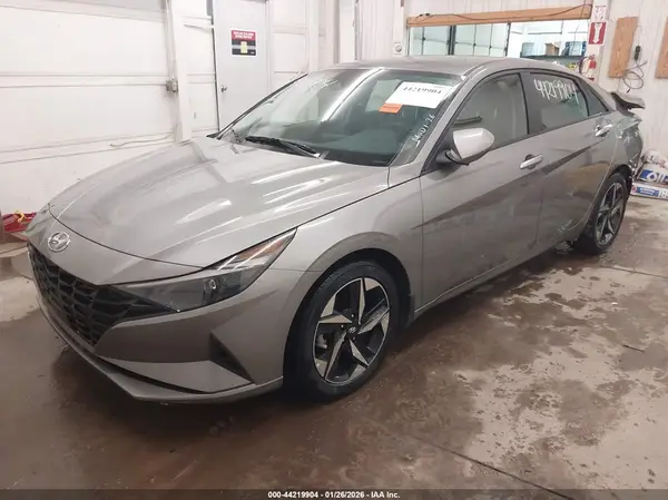KMHLS4AG5PU450722 2023 HYUNDAI ELANTRA - Image 2