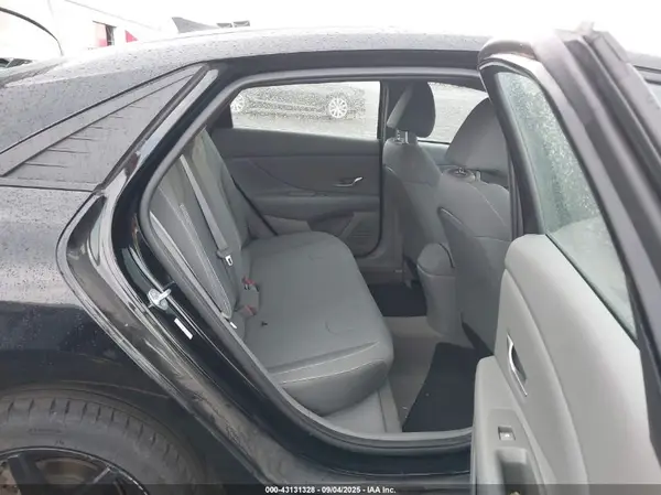 KMHLS4AG5PU459663 2023 HYUNDAI ELANTRA - Image 8