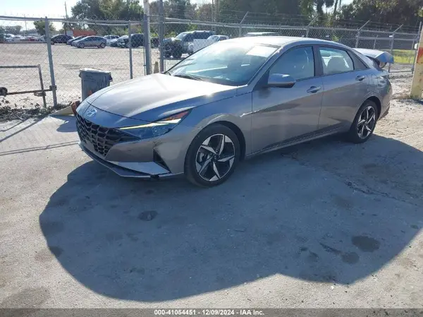 KMHLS4AG5PU461624 2023 HYUNDAI ELANTRA - Image 2