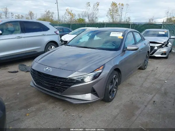 KMHLS4AG5PU473174 2023 HYUNDAI ELANTRA - Image 2