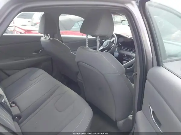 KMHLS4AG5PU473174 2023 HYUNDAI ELANTRA - Image 8