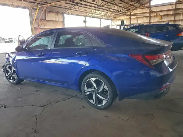 KMHLS4AG5PU490069 2023 HYUNDAI ELANTRA - Image 2