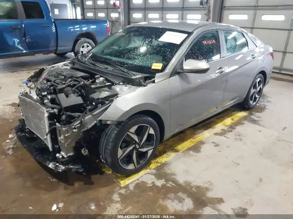 KMHLS4AG5PU494560 2023 HYUNDAI ELANTRA - Image 2