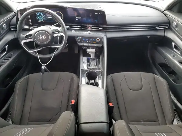 KMHLS4AG5PU505427 2023 HYUNDAI ELANTRA - Image 8