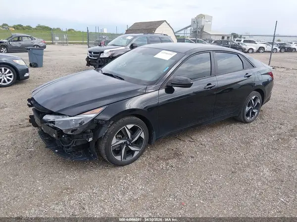 KMHLS4AG5PU517464 2023 HYUNDAI ELANTRA - Image 2