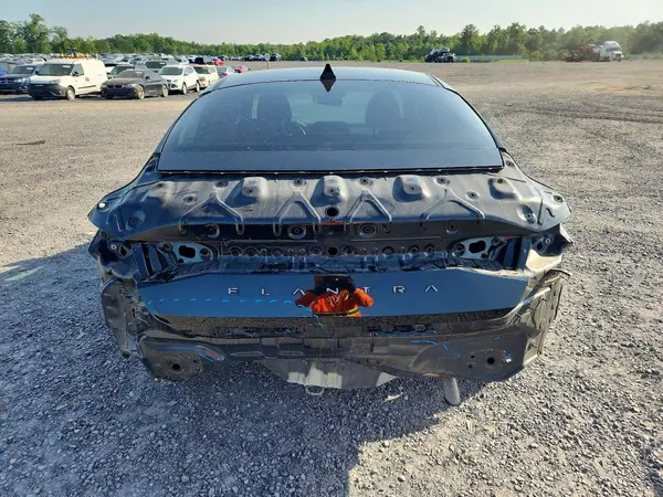 2023 HYUNDAI ELANTRA auction photo 6