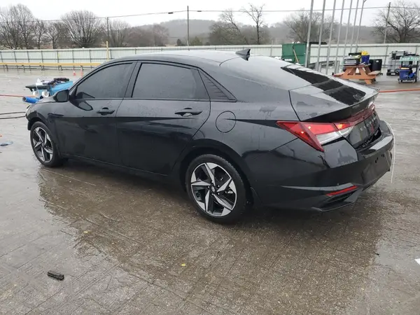 KMHLS4AG5PU519618 2023 HYUNDAI ELANTRA - Image 2