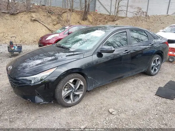 KMHLS4AG5PU528304 2023 HYUNDAI ELANTRA - Image 2