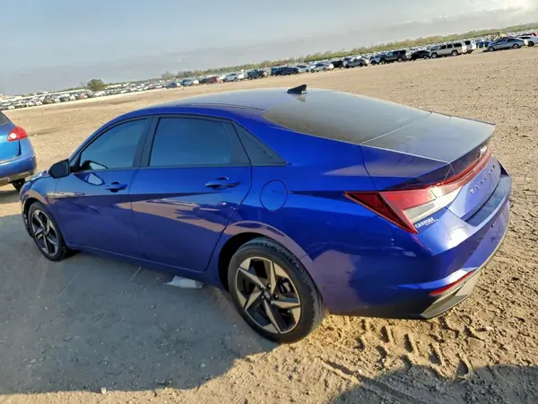 KMHLS4AG5PU555339 2023 HYUNDAI ELANTRA - Image 2