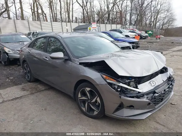 KMHLS4AG5PU567877 2023 HYUNDAI ELANTRA - Image 1