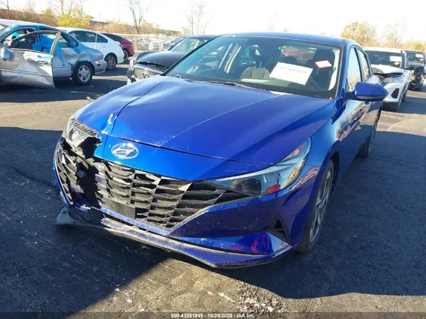 KMHLS4AG5PU569757 2023 HYUNDAI ELANTRA - Image 2