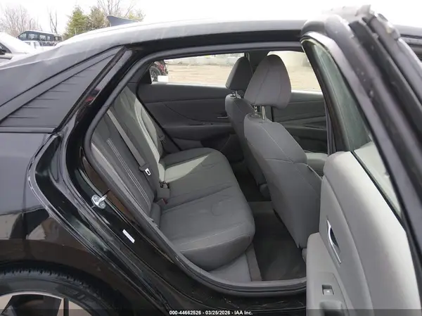 KMHLS4AG5PU586333 2023 HYUNDAI ELANTRA - Image 8