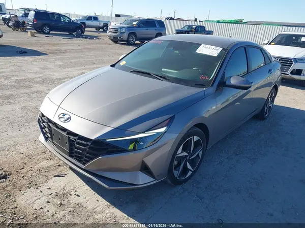KMHLS4AG5PU595792 2023 HYUNDAI ELANTRA - Image 2