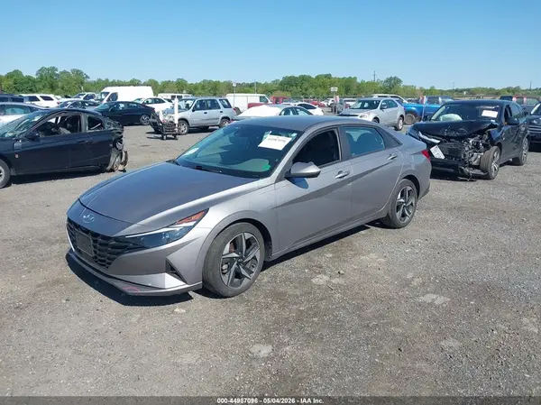 KMHLS4AG5PU602806 2023 HYUNDAI ELANTRA - Image 2