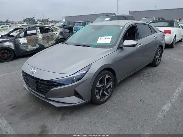 KMHLS4AG5PU609271 2023 HYUNDAI ELANTRA - Image 2