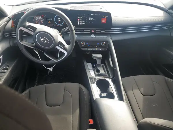 KMHLS4AG5PU613188 2023 HYUNDAI ELANTRA - Image 8