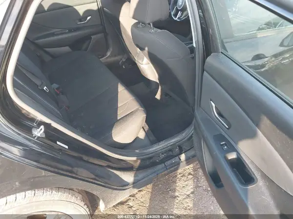 KMHLS4AG6MU101063 2021 HYUNDAI ELANTRA - Image 8