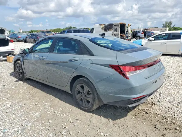 KMHLS4AG6NU323930 2022 HYUNDAI ELANTRA - Image 2