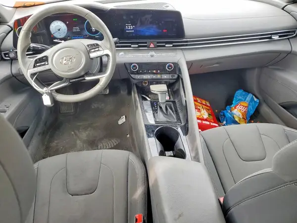 KMHLS4AG6PU386125 2023 HYUNDAI ELANTRA - Image 8