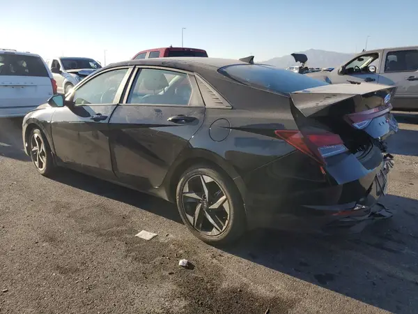 KMHLS4AG6PU401352 2023 HYUNDAI ELANTRA - Image 2
