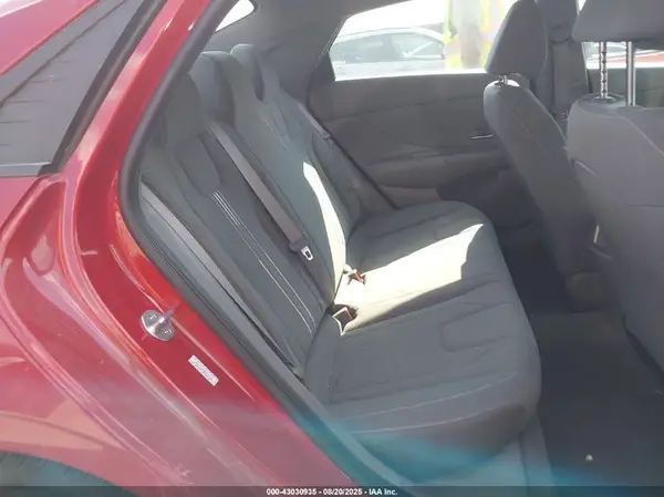 KMHLS4AG6PU413145 2023 HYUNDAI ELANTRA - Image 8