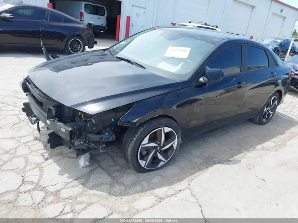 KMHLS4AG6PU430107 2023 HYUNDAI ELANTRA - Image 2