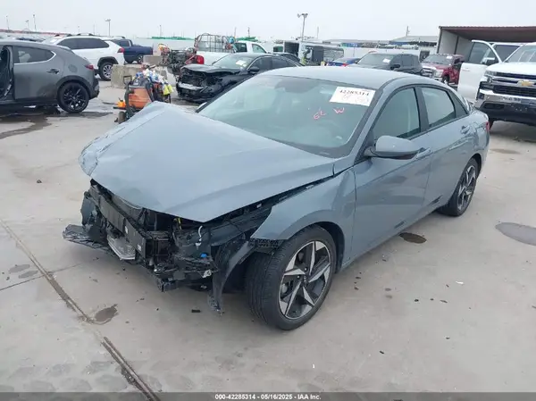 KMHLS4AG6PU436750 2023 HYUNDAI ELANTRA - Image 2