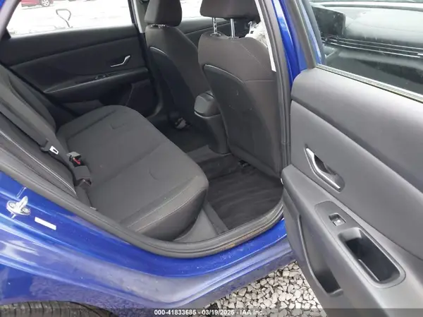 KMHLS4AG6PU437171 2023 HYUNDAI ELANTRA - Image 8