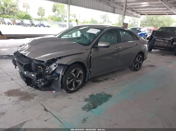 KMHLS4AG6PU440295 2023 HYUNDAI ELANTRA - Image 2