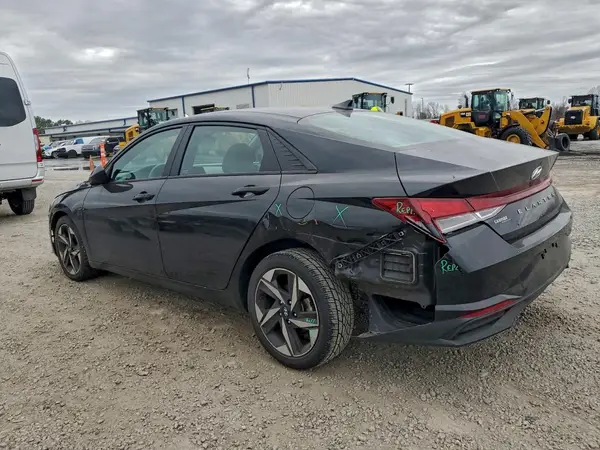 KMHLS4AG6PU465620 2023 HYUNDAI ELANTRA - Image 2