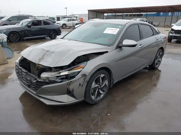 KMHLS4AG6PU495703 2023 HYUNDAI ELANTRA - Image 2