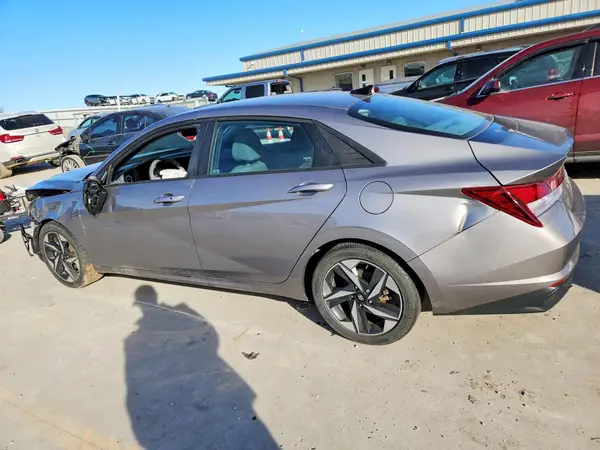 KMHLS4AG6PU515450 2023 HYUNDAI ELANTRA - Image 2