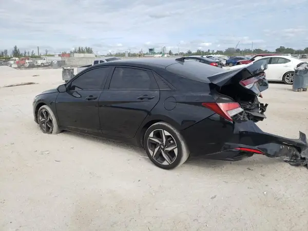 KMHLS4AG6PU551767 2023 HYUNDAI ELANTRA - Image 2